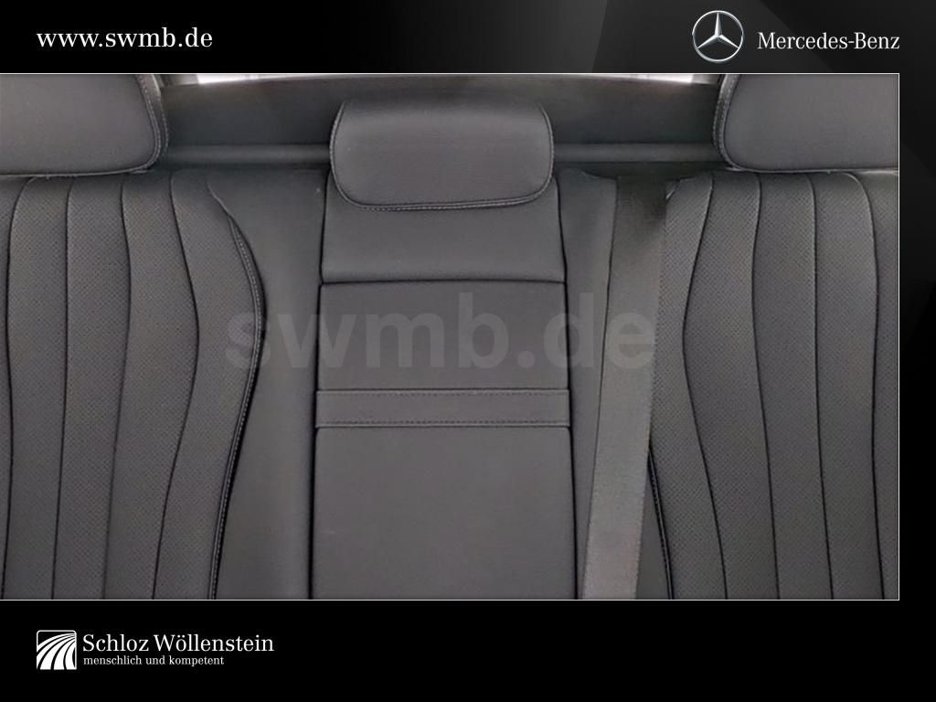 Mercedes-Benz E 300 2025