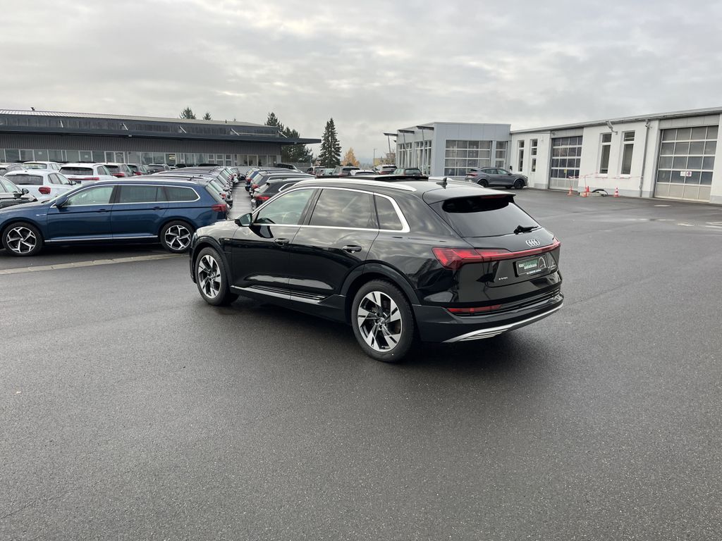Audi e-tron 2022