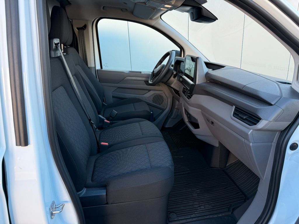 Volkswagen T7 Transporter 2025