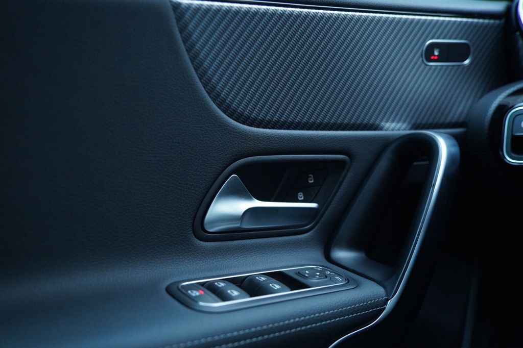 Mercedes-Benz A 180 2024