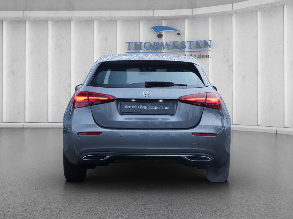 Mercedes-Benz A 180 2024