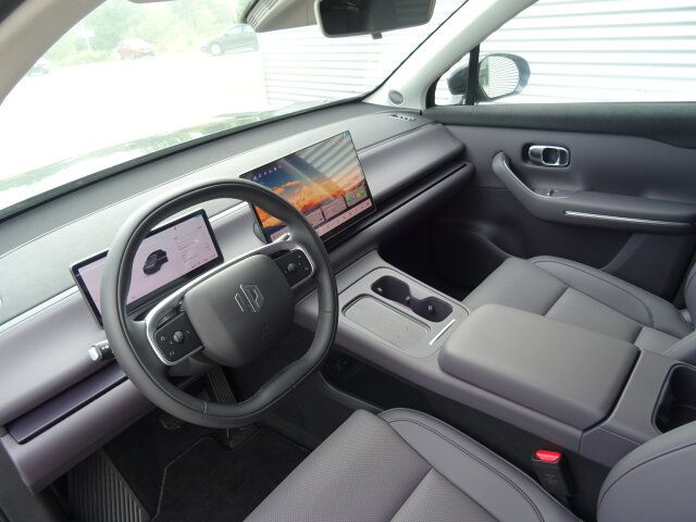 Leapmotor C10