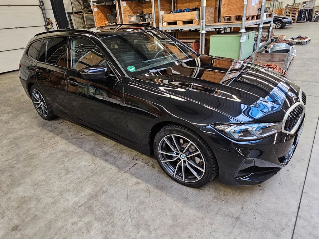 BMW 318 2023