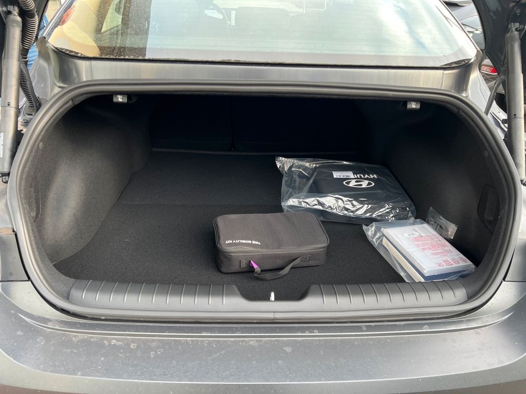 Hyundai IONIQ 6 2024