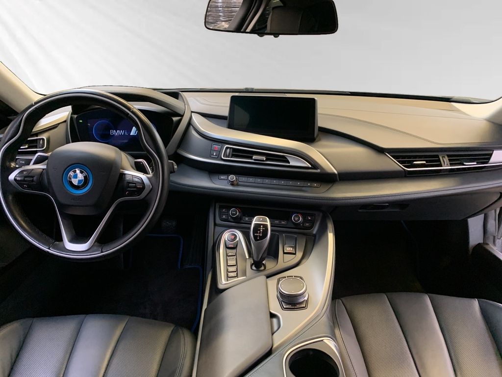 BMW i8 2020