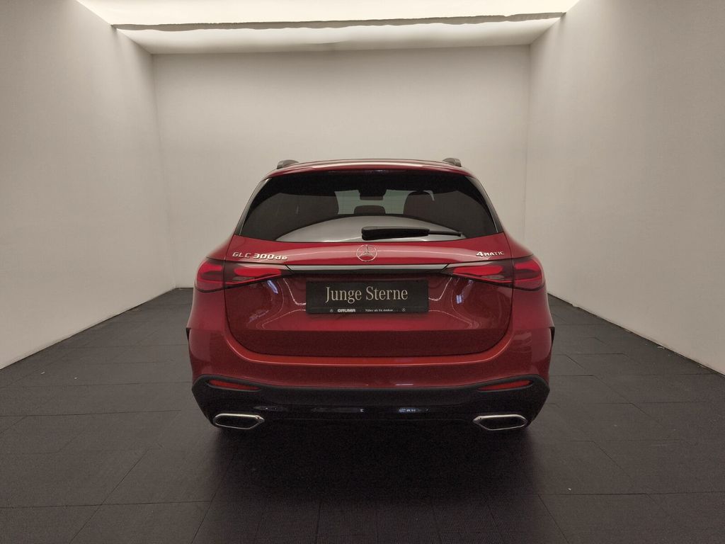 Mercedes-Benz GLC 300 2023