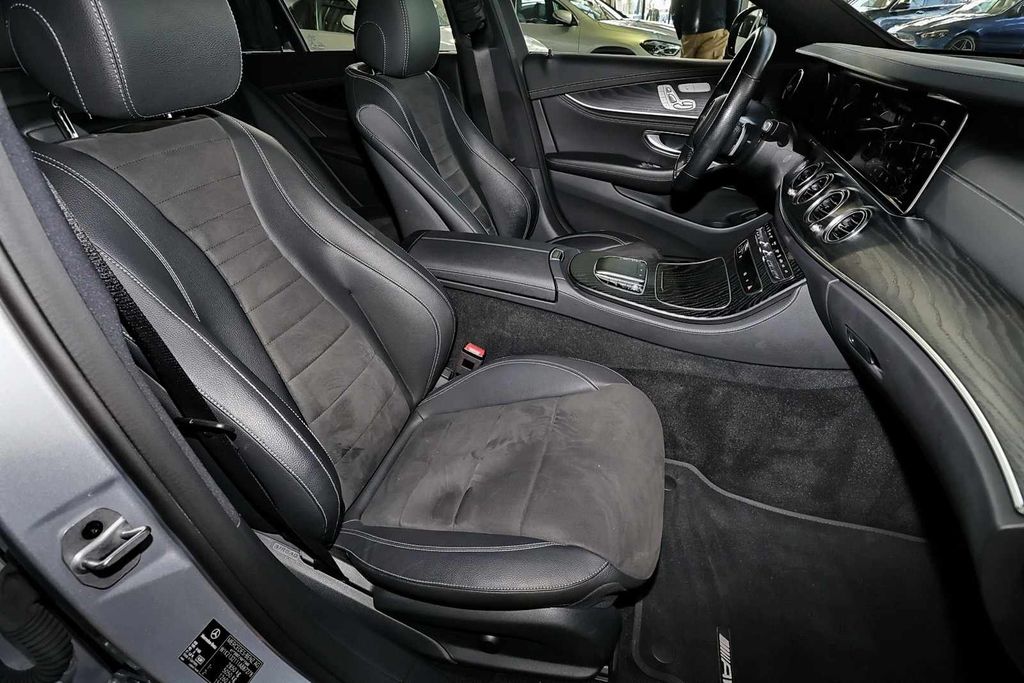 Mercedes-Benz E 300 2020