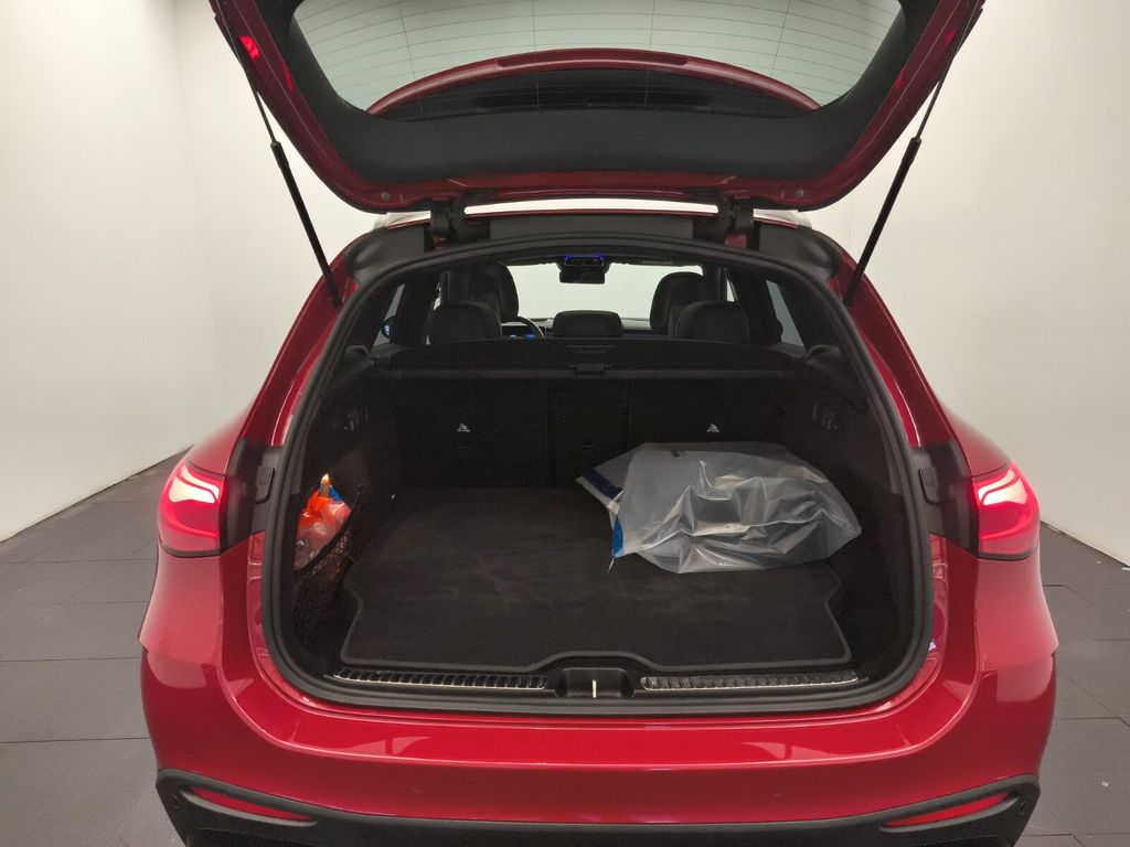 Mercedes-Benz GLC 300 2023