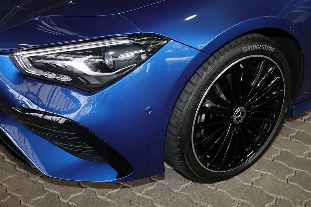 Mercedes-Benz CLA 200 2024