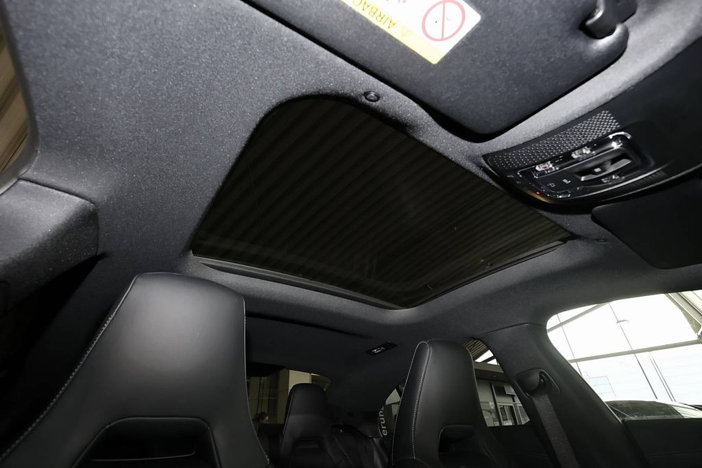 Mercedes-Benz CLA 200 2024