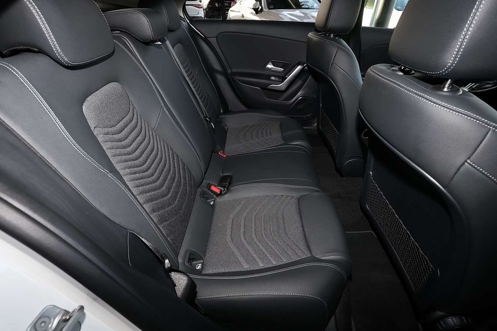 Mercedes-Benz A 250 2024