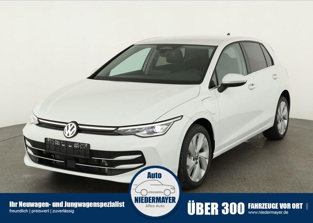 Volkswagen Golf 2025