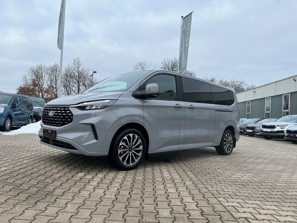 Ford Tourneo Custom 2025