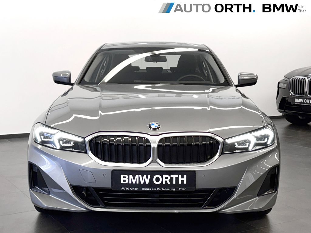 BMW 318 2022