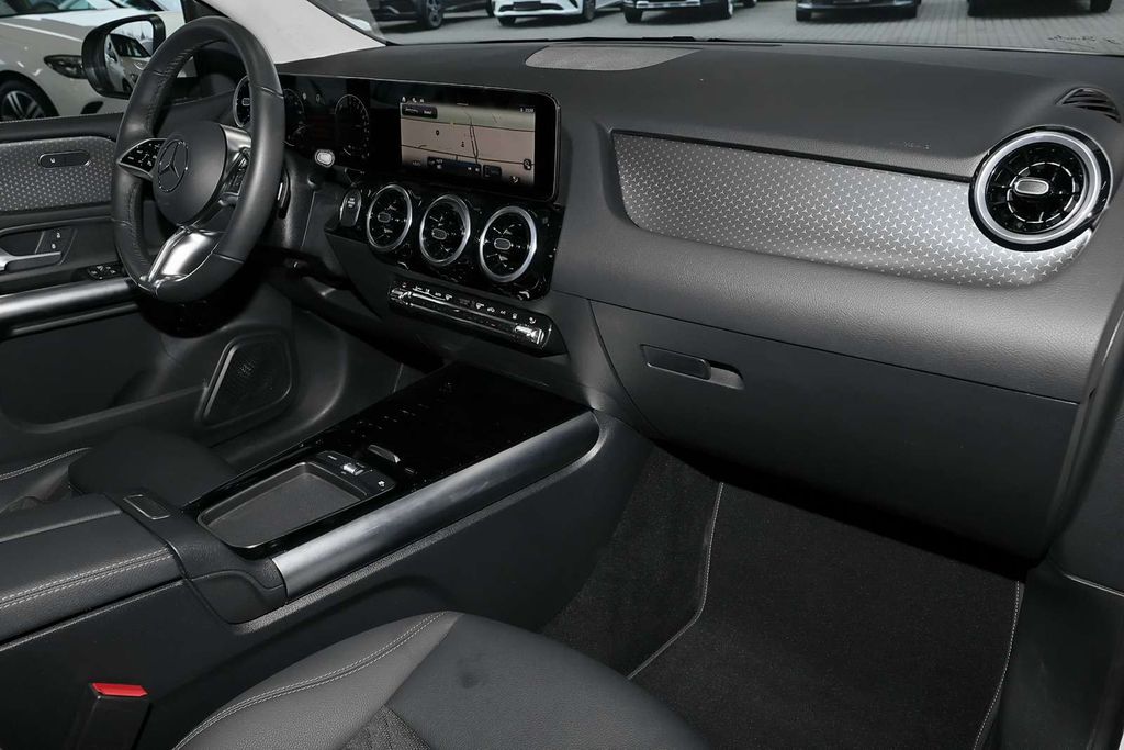 Mercedes-Benz B 250 2024