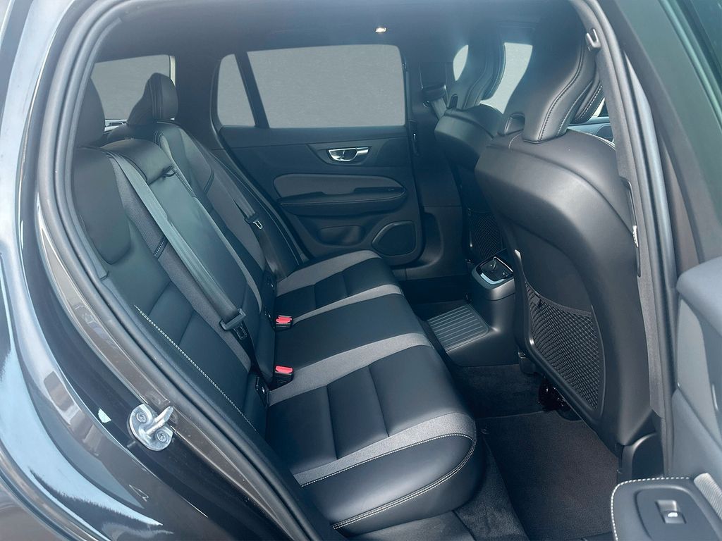 Volvo V60 2022