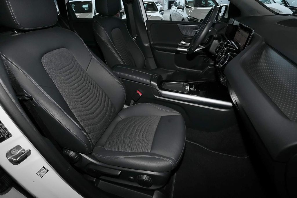 Mercedes-Benz B 250 2024