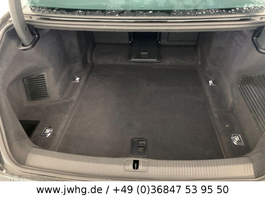 Audi A8 2021