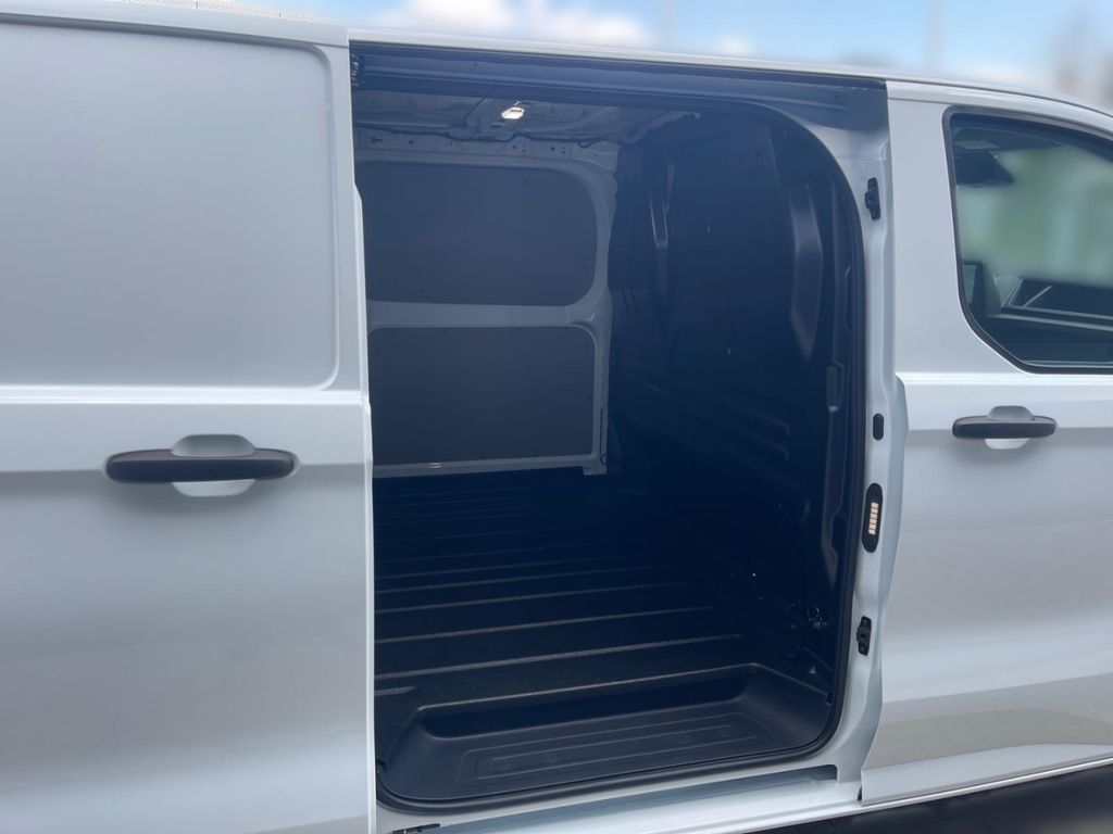 Ford Transit Custom 2025