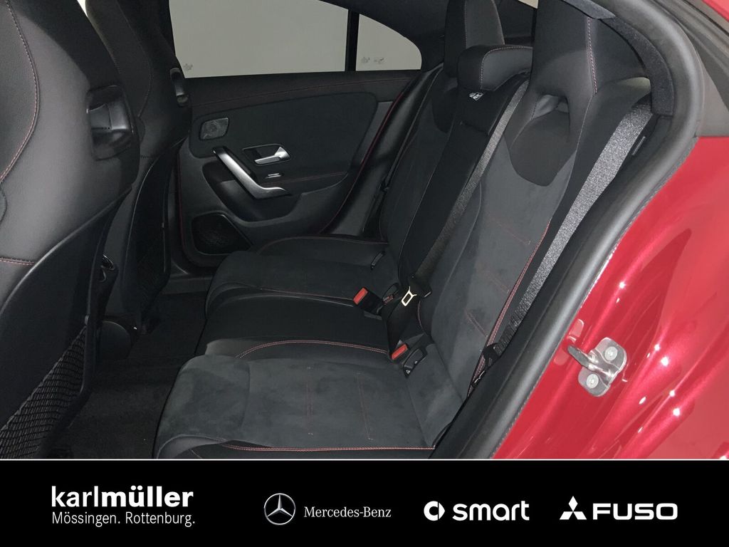 Mercedes-Benz CLA 200 2024