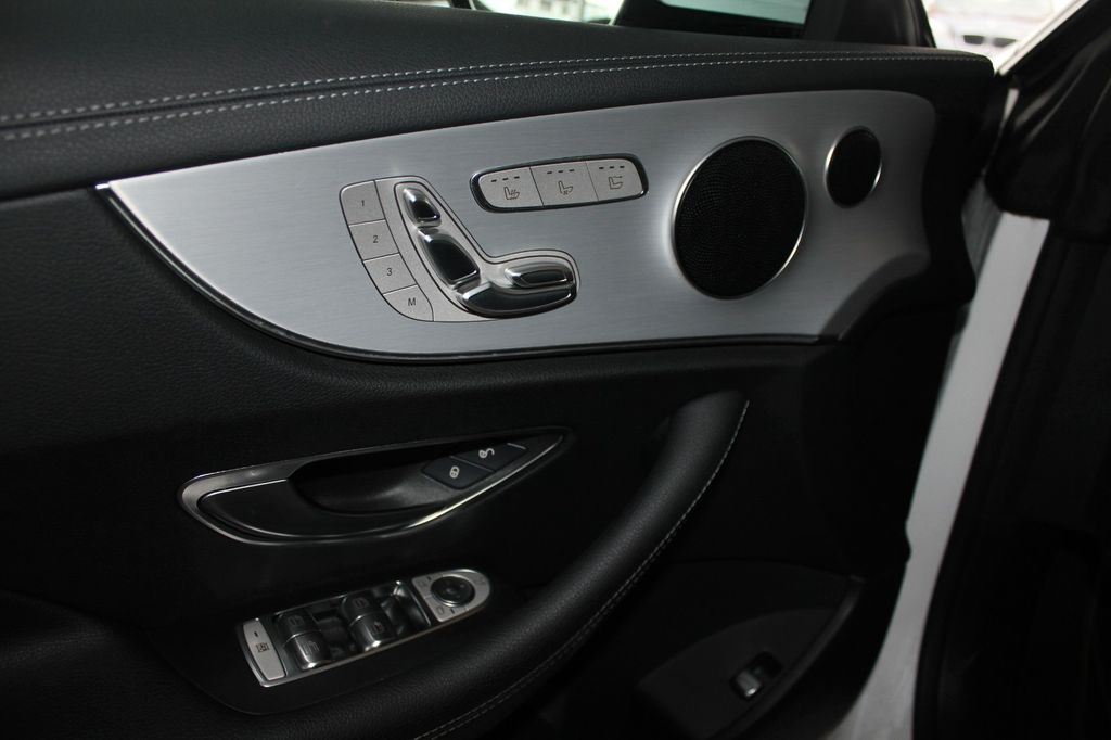 Mercedes-Benz E 300 2021