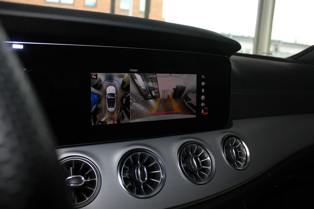 Mercedes-Benz E 300 2021