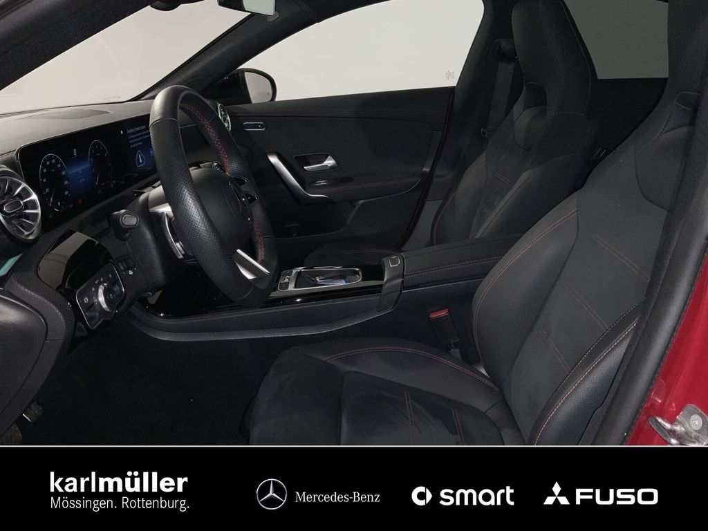 Mercedes-Benz CLA 200 2024