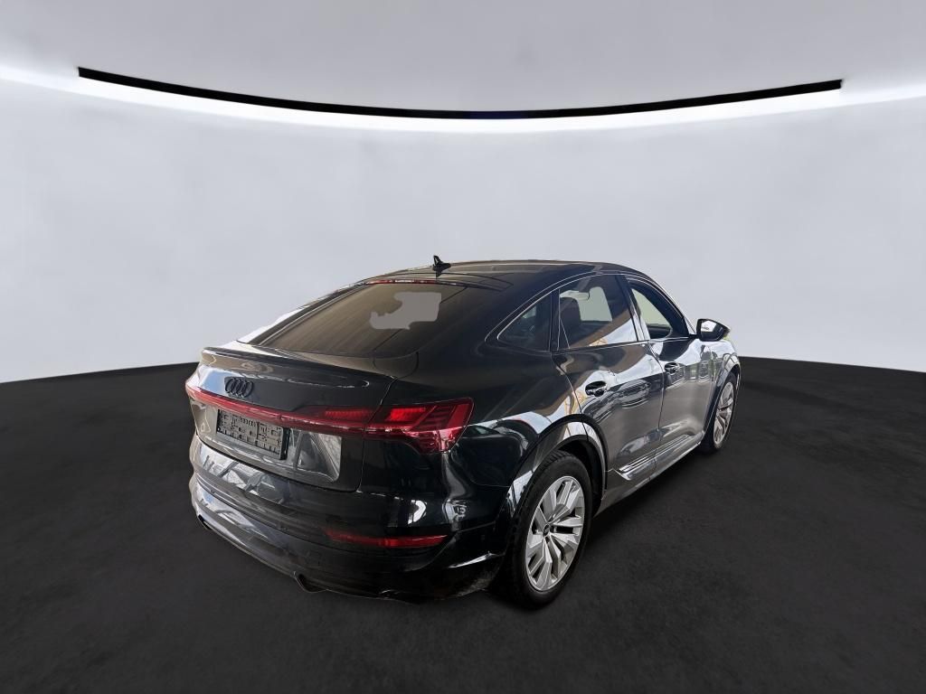 Audi e-tron 2022