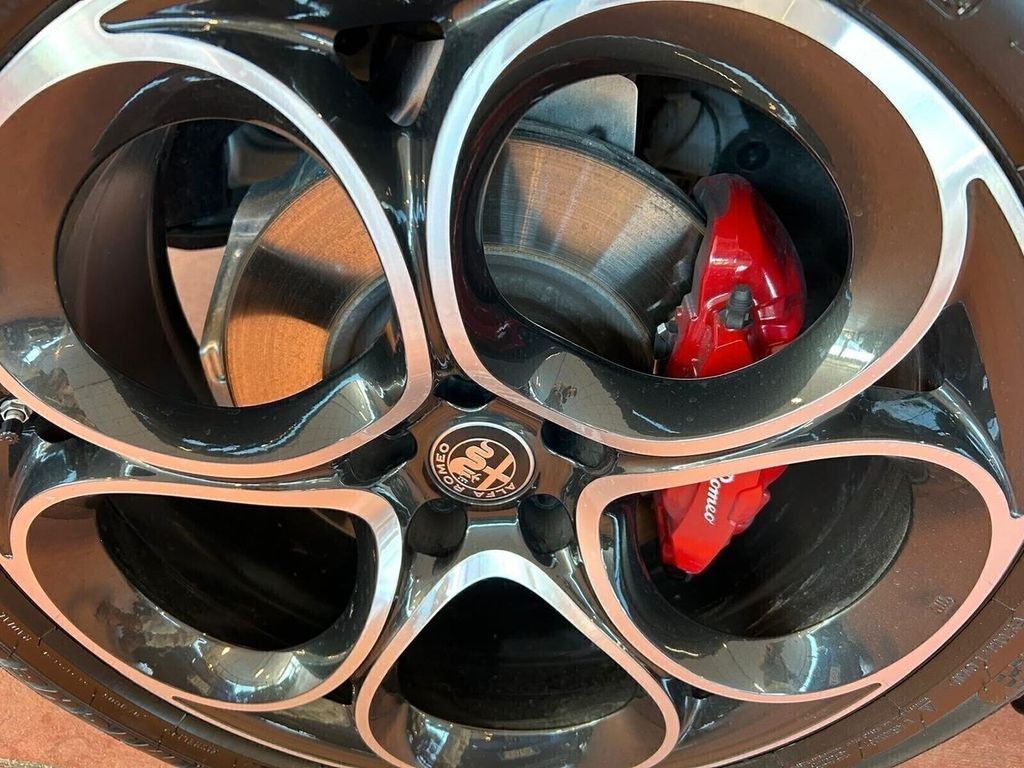 Alfa Romeo Stelvio 2024