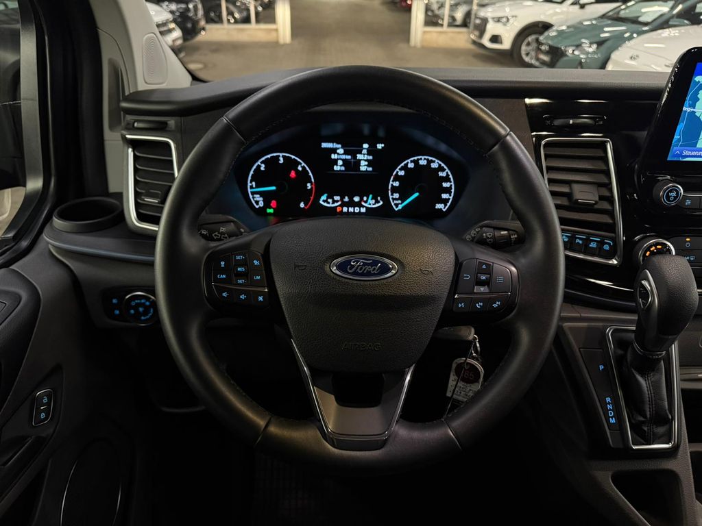 Ford Tourneo Custom 2023