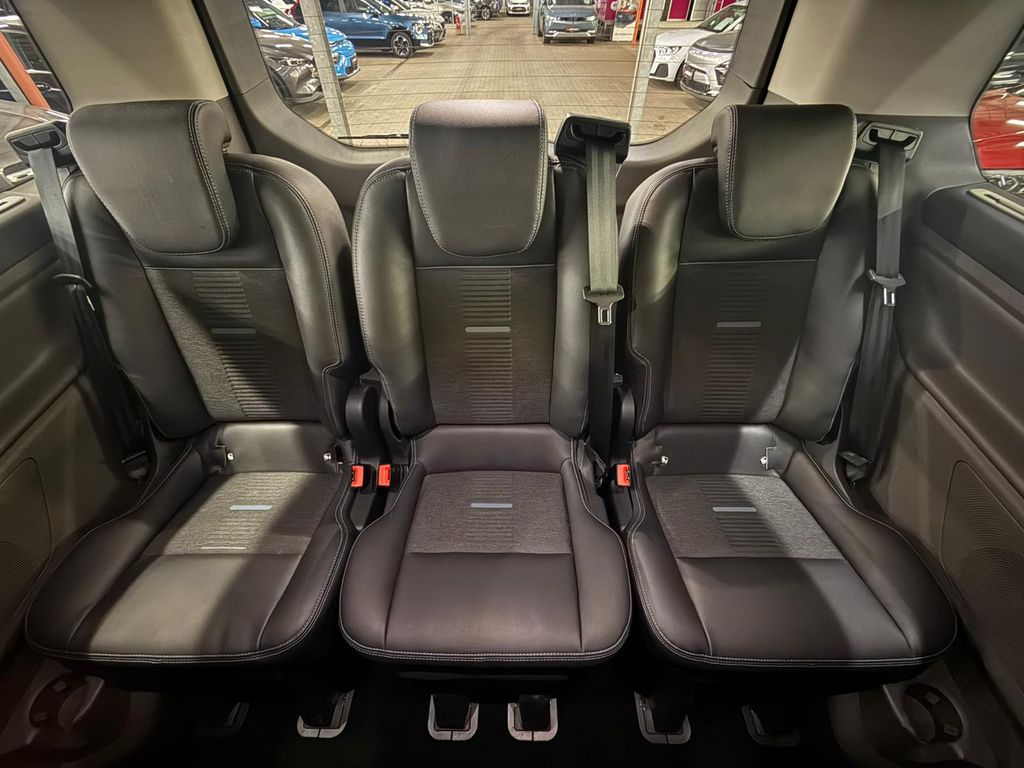 Ford Tourneo Custom 2023