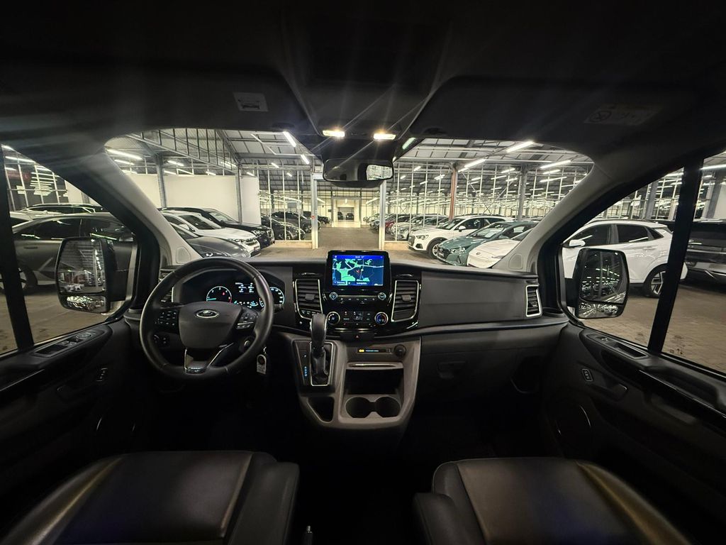 Ford Tourneo Custom 2023