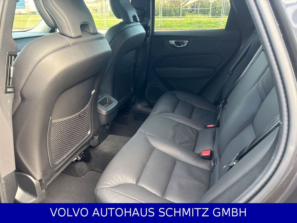 Volvo XC60 2025