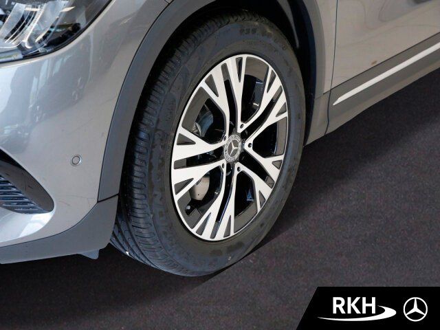 Mercedes-Benz GLA 200 2025