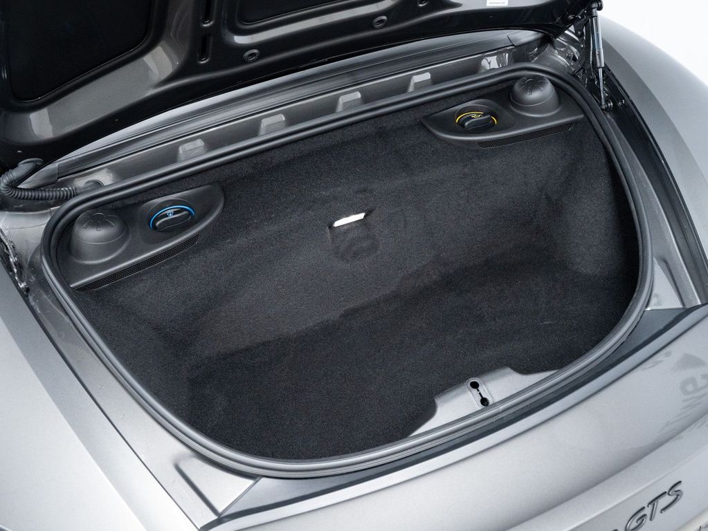 Porsche Boxster 2024