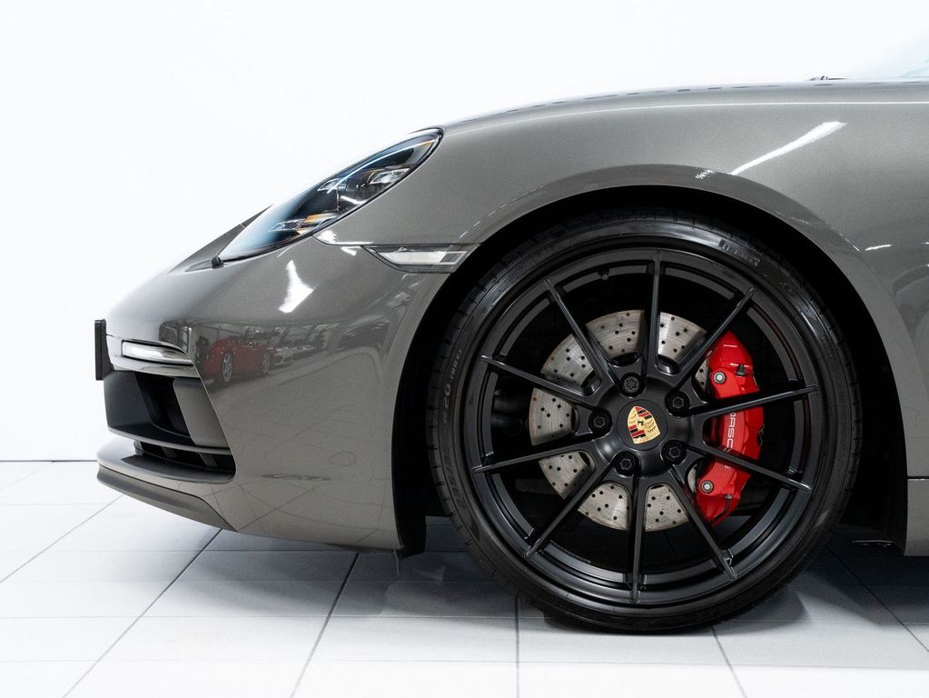 Porsche Boxster 2024