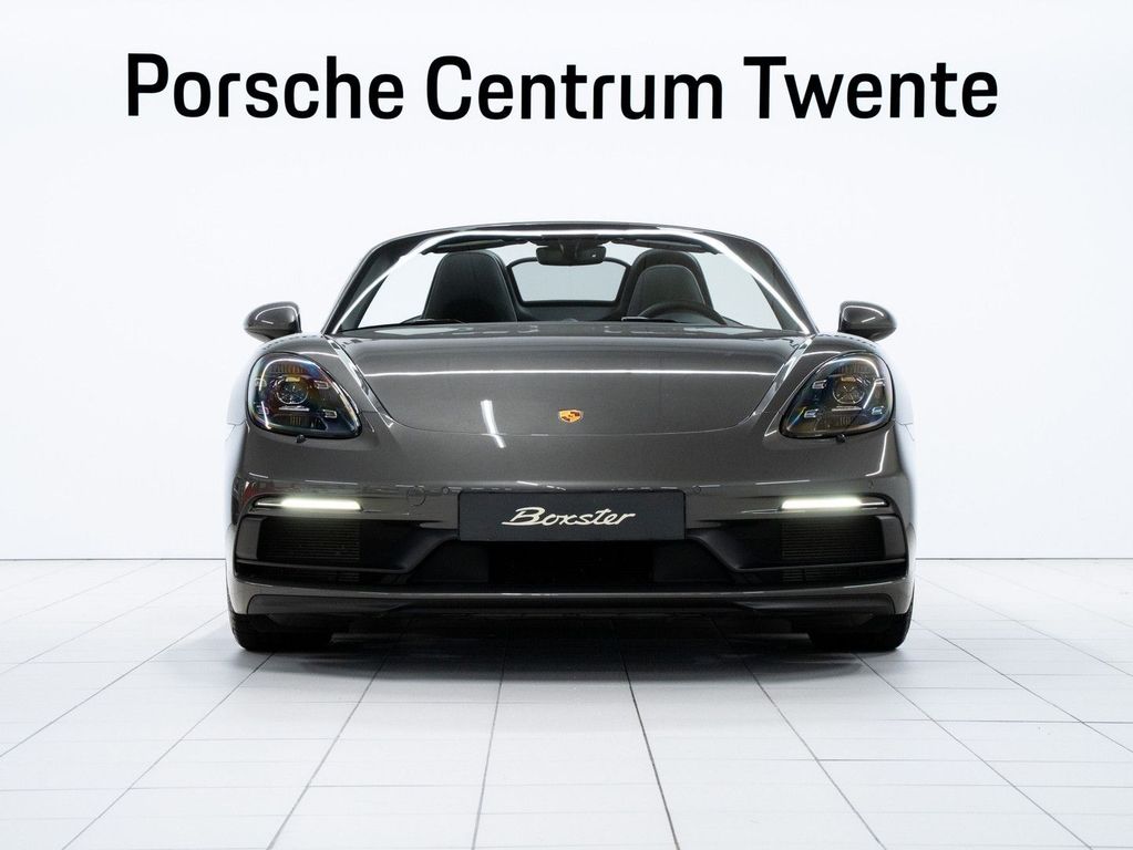 Porsche Boxster 2024