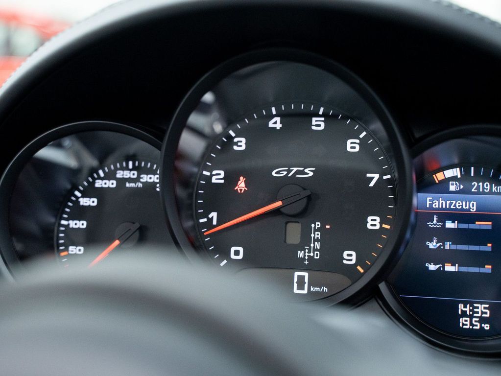 Porsche Boxster 2024