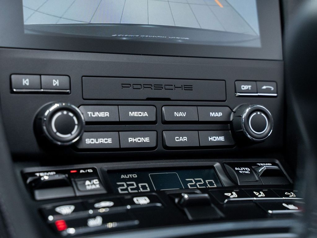 Porsche Boxster 2024