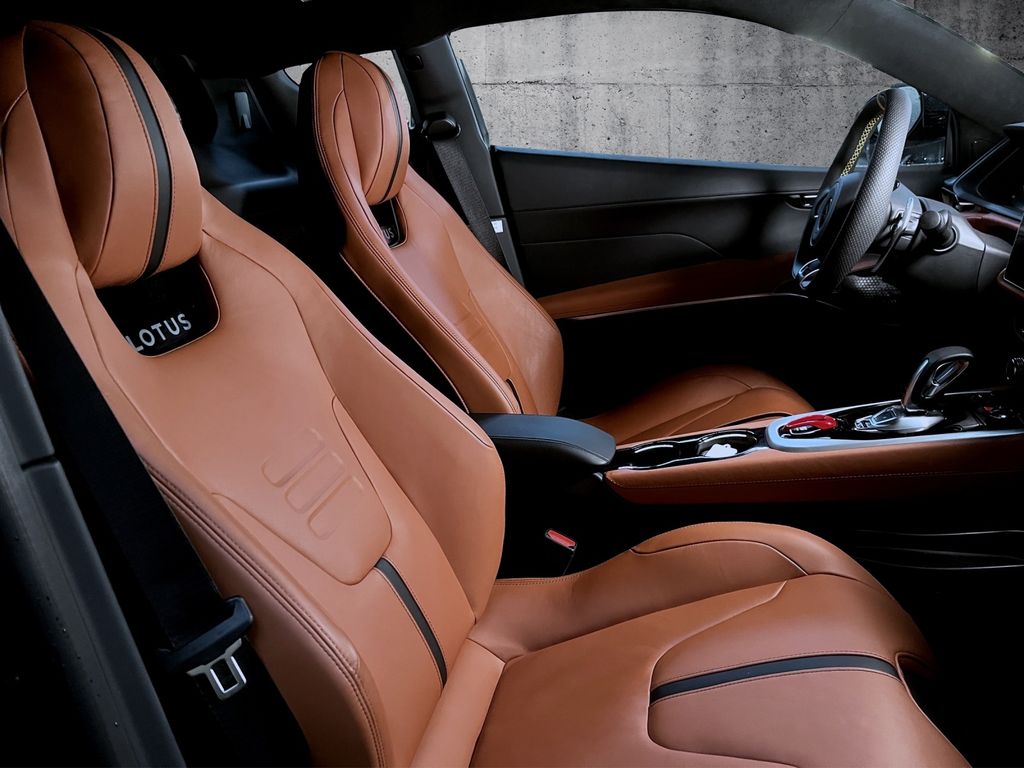 Lotus Emira