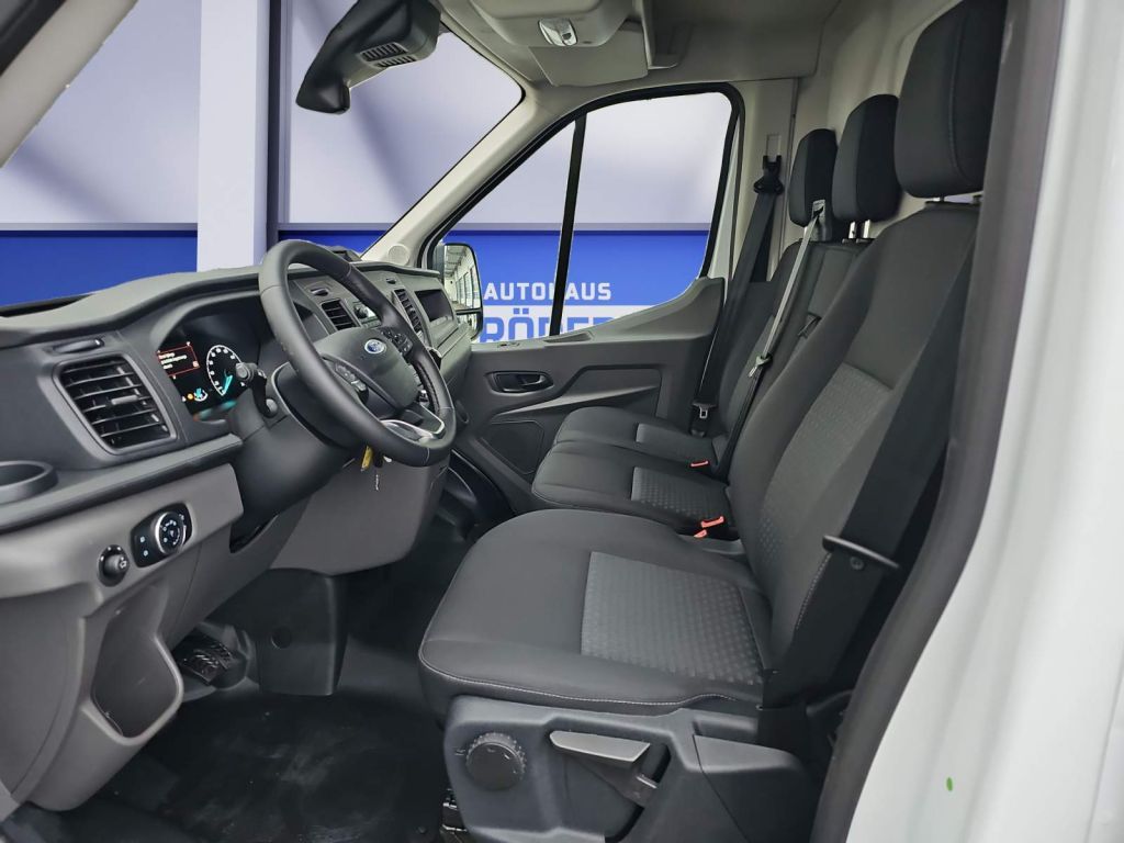 Ford Transit 2024