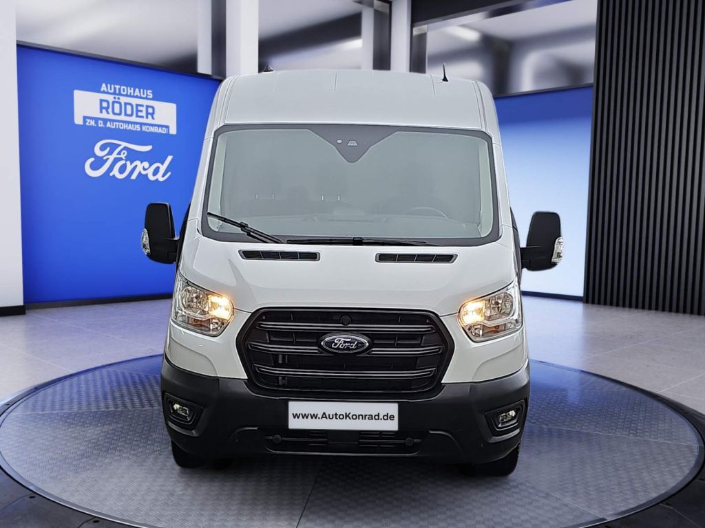 Ford Transit 2024