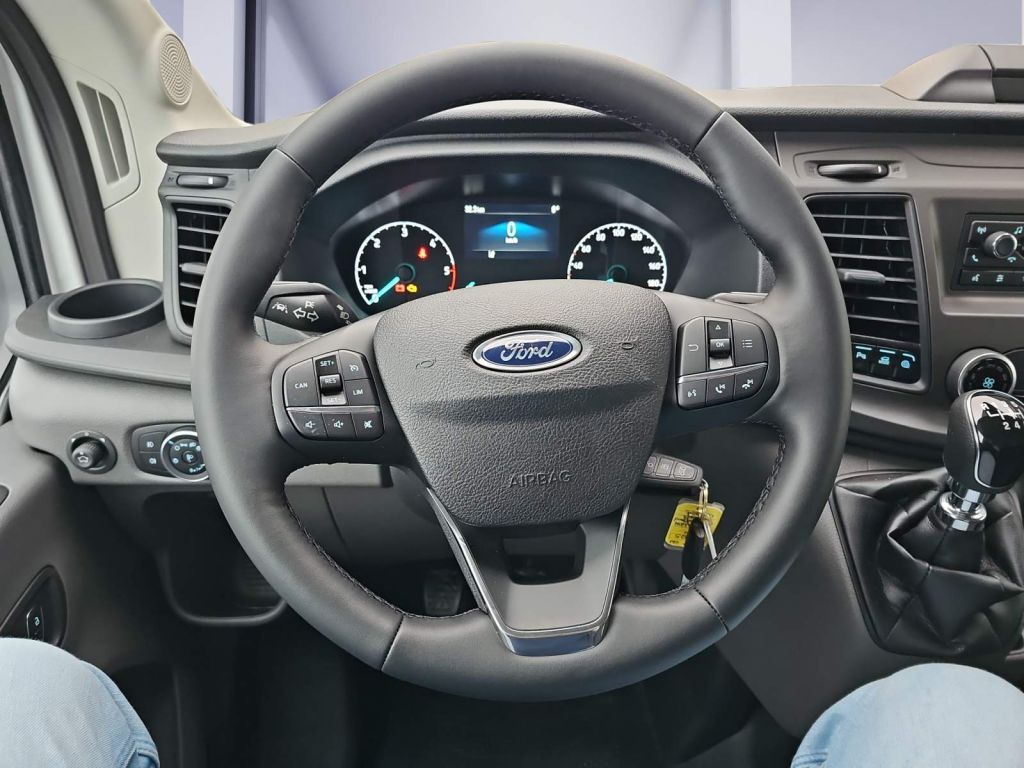 Ford Transit 2024