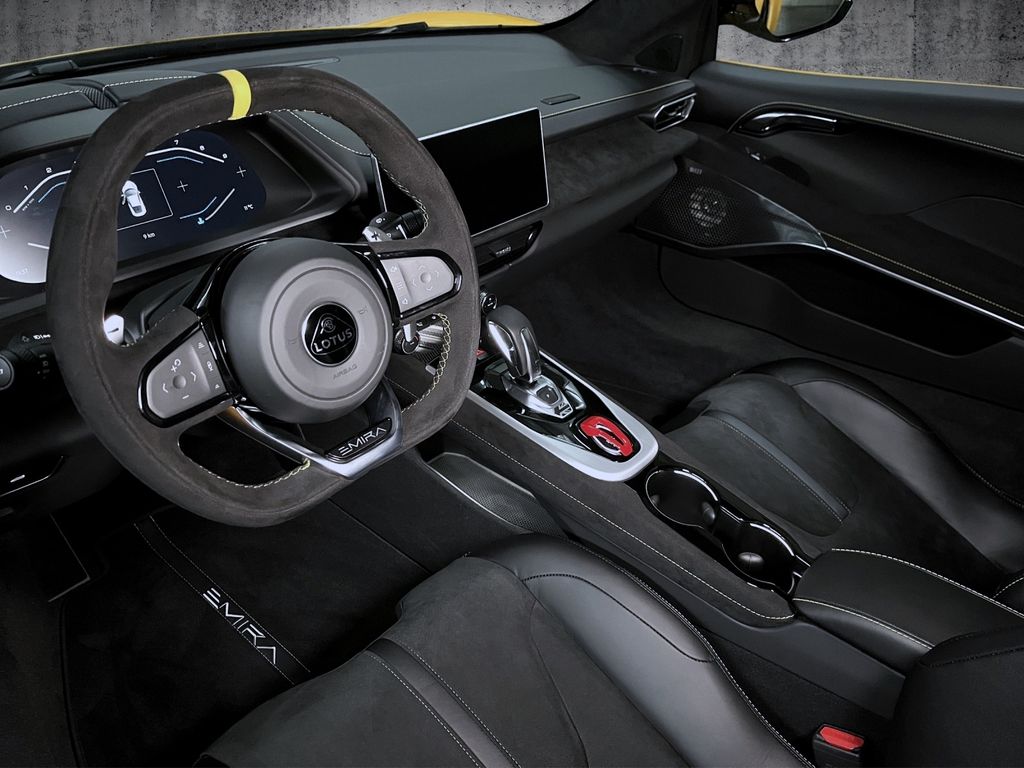 Lotus Emira