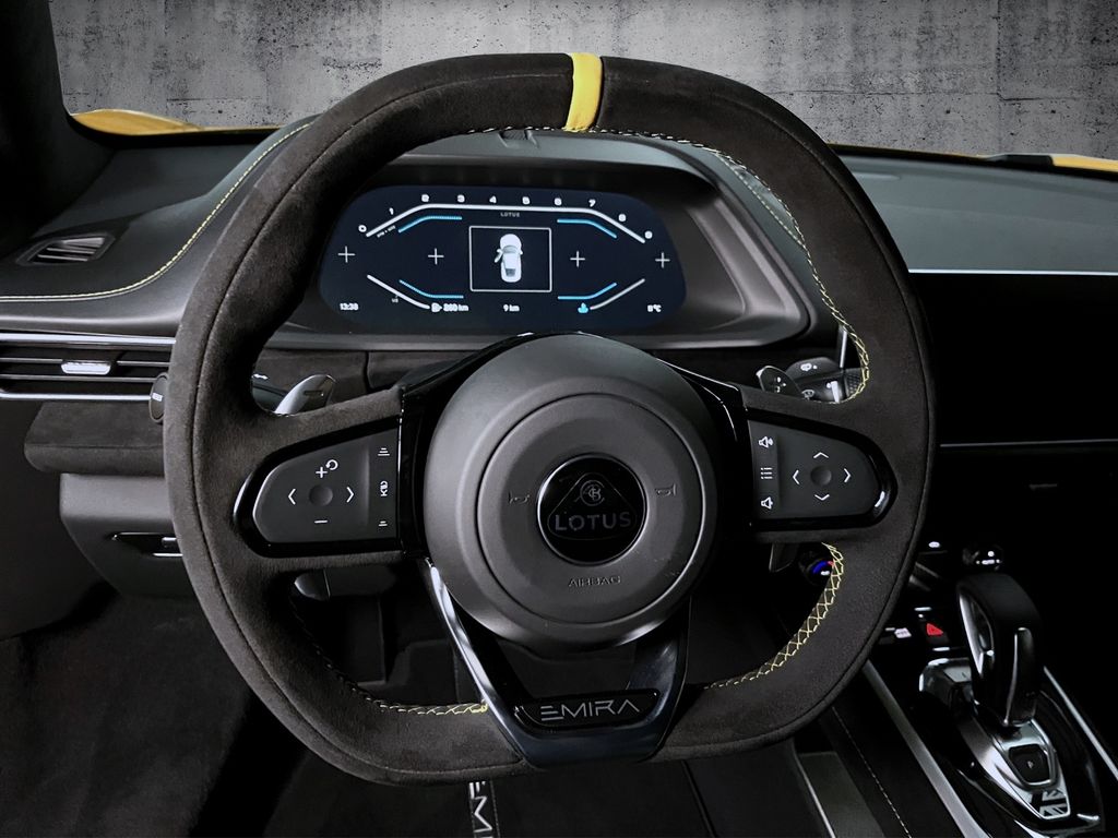 Lotus Emira