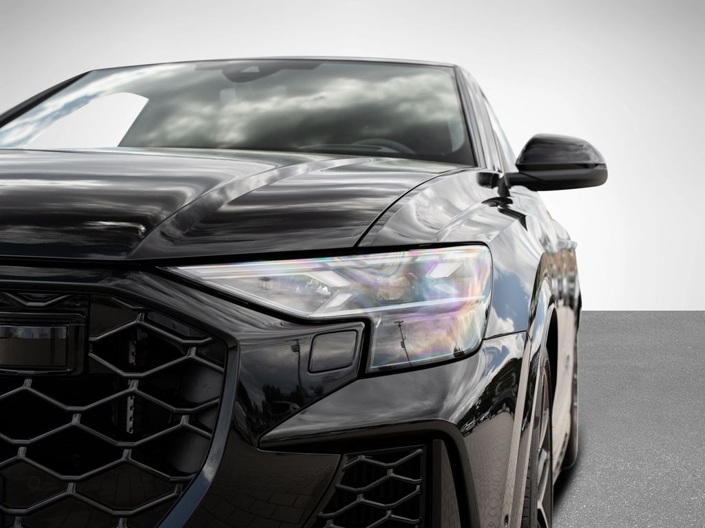 Audi RSQ8 2025