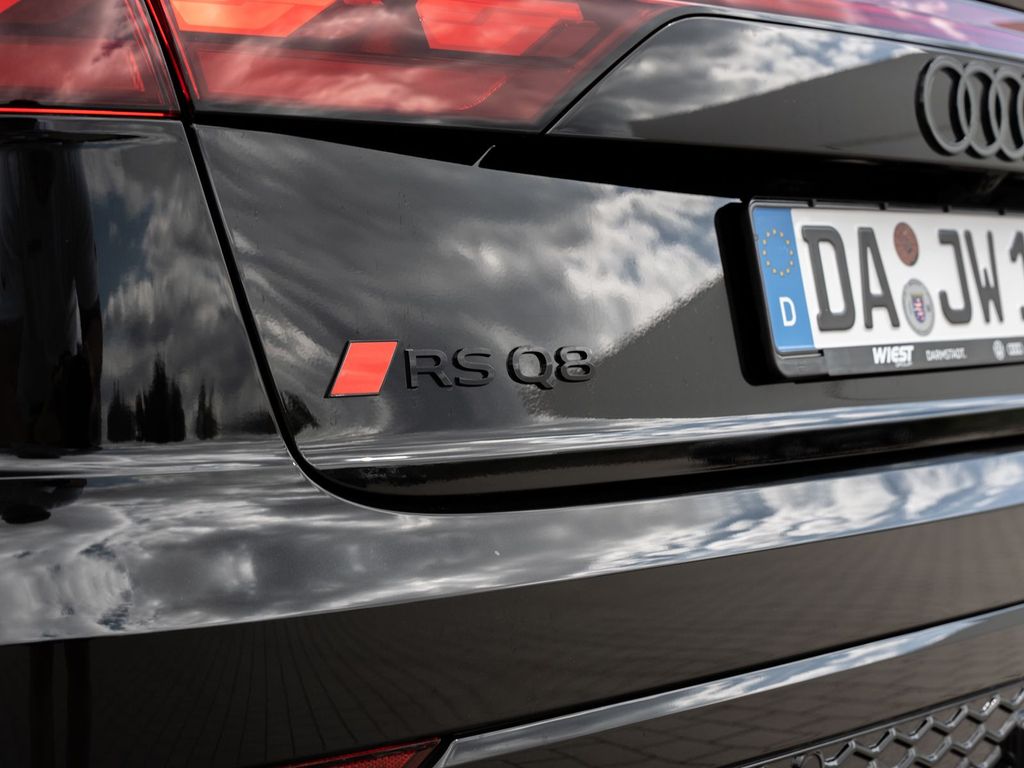 Audi RSQ8 2025