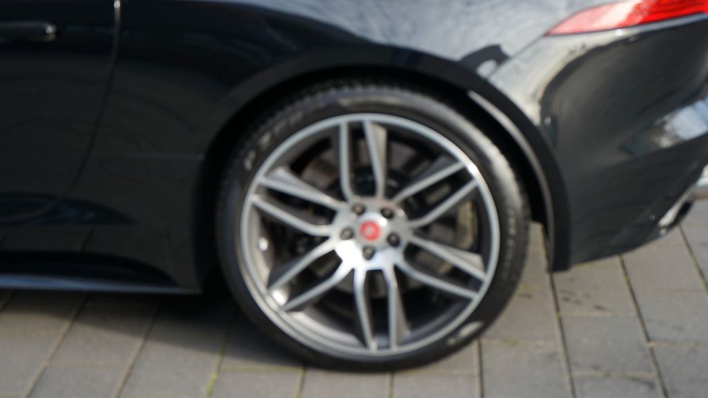 Jaguar F-Type 2021