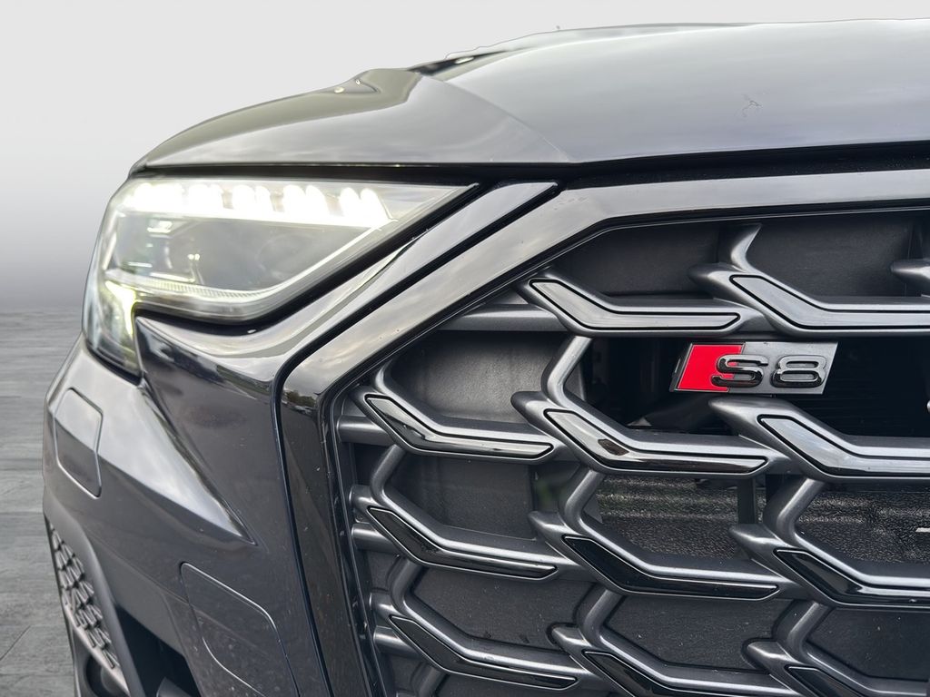 Audi S8 2023