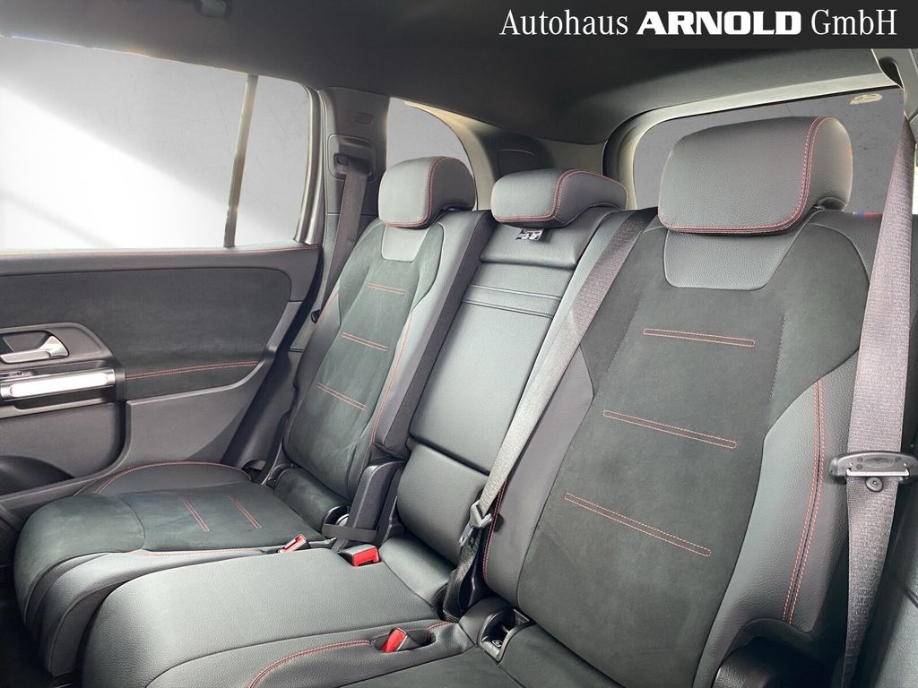 Mercedes-Benz GLB 180 2022